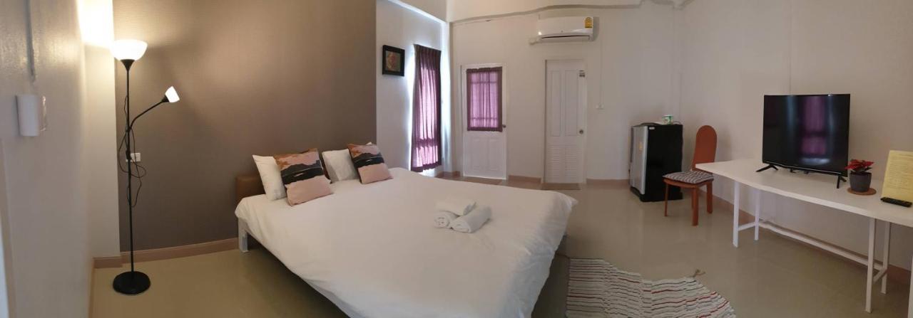 Ban Huai KapiPrinya House ปริญญา เฮ้าส์公寓式酒店 外观 照片